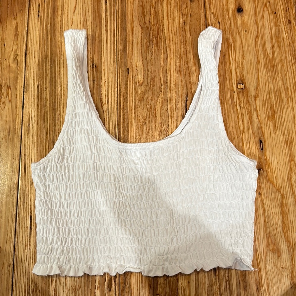 Garage size S crop top, white, textured, willing to negotiate price